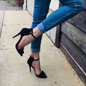 Zara Black Suede Heel Size 8
